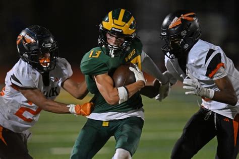 High school football: San Ramon Valley’s massive first quarter leads to big win over Liberty